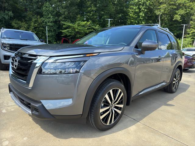 Photo of 2025 Gun Metallic Nissan Pathfinder