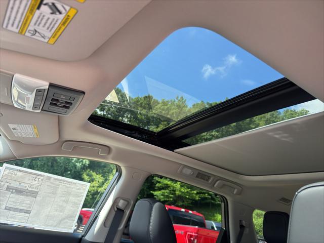 Photo of 2025 Gun Metallic Nissan Pathfinder