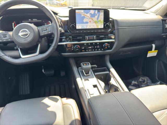 Photo of 2025 Gun Metallic Nissan Pathfinder