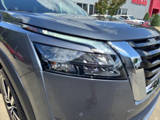 Photo of 2025 Gun Metallic Nissan Pathfinder