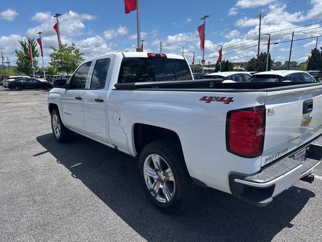 Photo of 2018 Summit White Chevrolet Silverado 1500