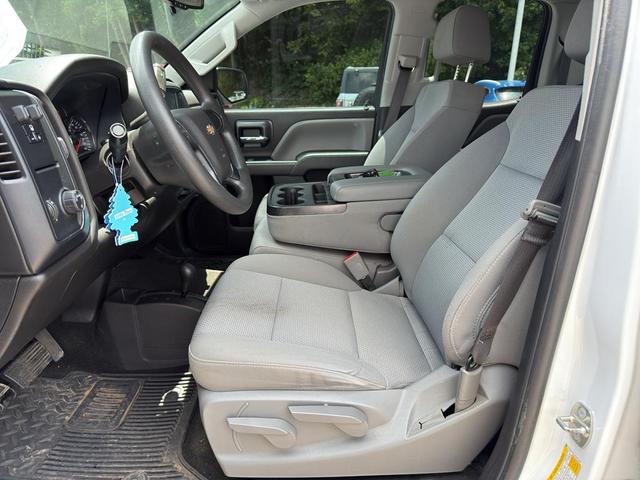 Photo of 2018 Summit White Chevrolet Silverado 1500