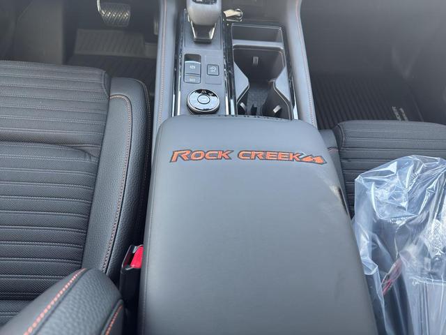 Photo of 2025 Obsidian Green Pearl Nissan Pathfinder