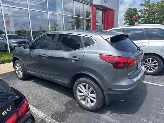 Photo of 2018 Gun Metallic Nissan Rogue Sport