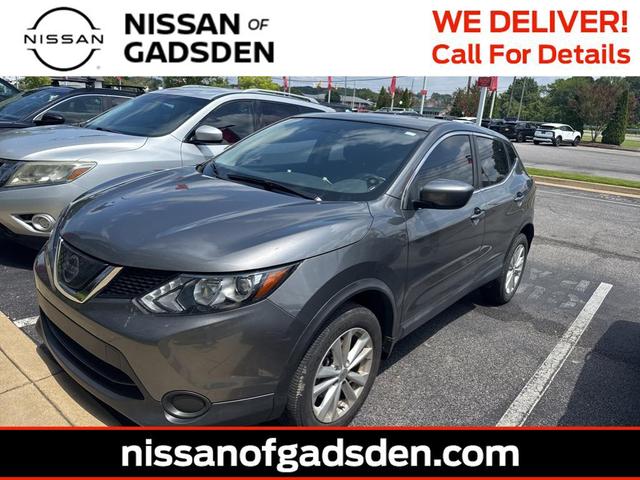 Photo of 2018 Gun Metallic Nissan Rogue Sport