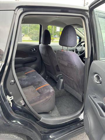 Photo of 2015 Super Black Nissan Versa Note