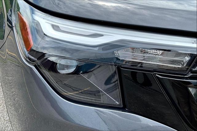Photo of 2025 Magnetite Gray Metallic Subaru Forester