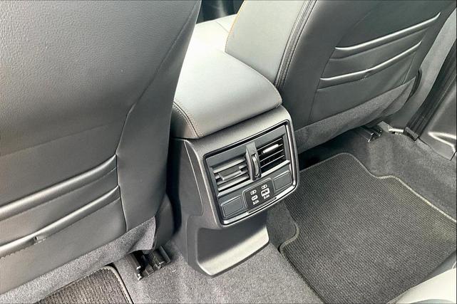 Photo of 2025 Magnetite Gray Metallic Subaru Forester