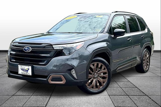 Photo of 2025 Magnetite Gray Metallic Subaru Forester