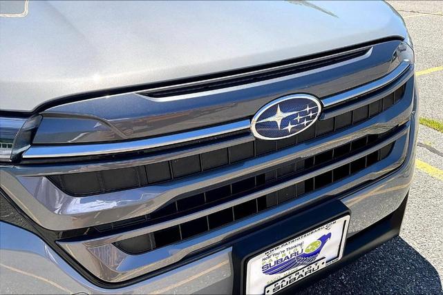 Photo of 2025 River Rock Pearl Subaru Forester