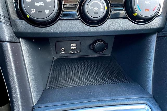 Photo of 2023 Ice Silver Metallic Subaru Impreza