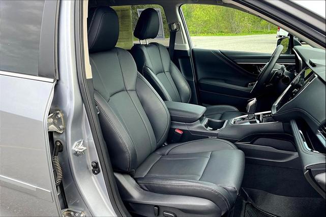 Photo of 2025 Ice Silver Metallic Subaru Outback