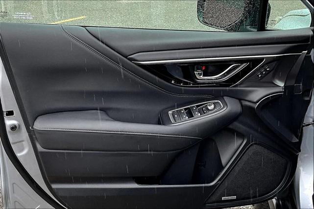 Photo of 2025 Ice Silver Metallic Subaru Outback