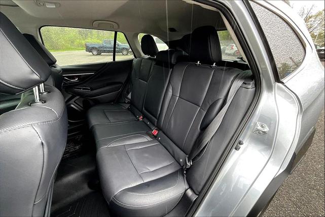 Photo of 2025 Ice Silver Metallic Subaru Outback