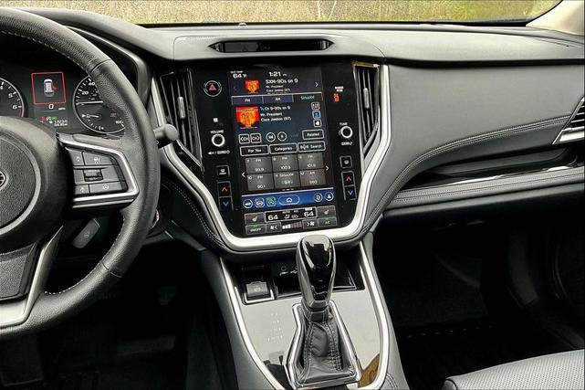 Photo of 2025 Ice Silver Metallic Subaru Outback