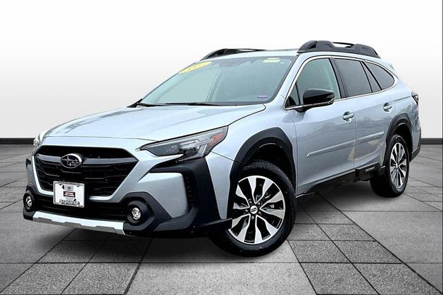 Photo of 2025 Ice Silver Metallic Subaru Outback