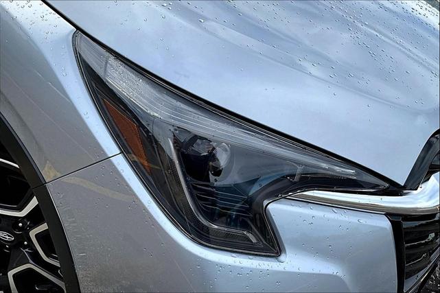 Photo of 2023 Ice Silver Metallic Subaru Ascent