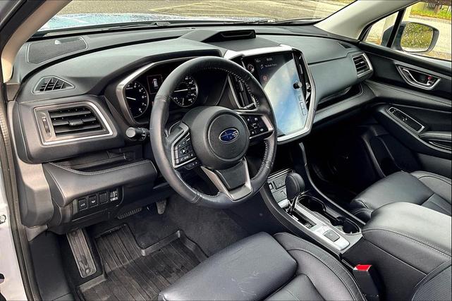 Photo of 2023 Ice Silver Metallic Subaru Ascent