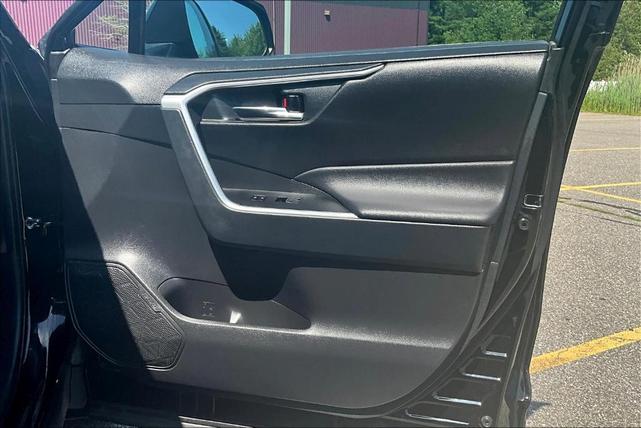 Photo of 2024 Midnight Black Metallic Toyota RAV4 Hybrid