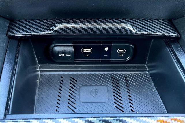 Photo of 2023 Blue Kia Sportage Hybrid
