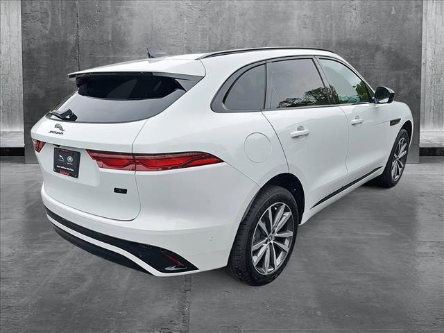 Photo of 2026 Fuji White Jaguar F-PACE