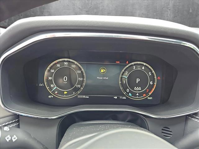 Photo of 2026 Fuji White Jaguar F-PACE