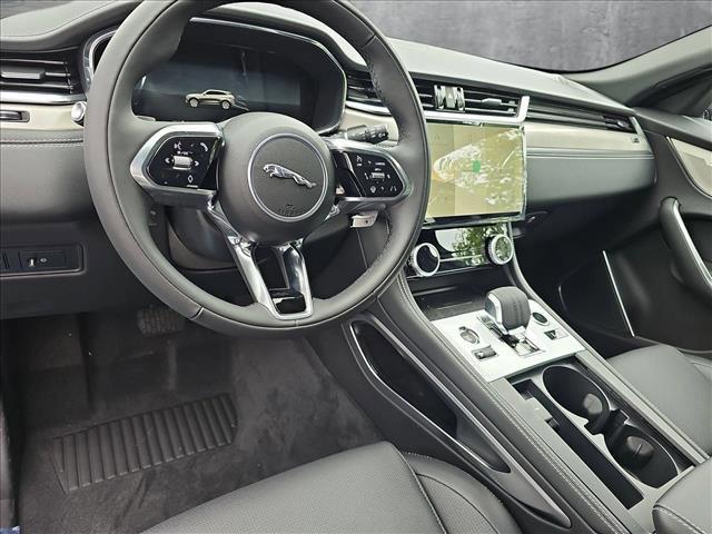 Photo of 2026 Fuji White Jaguar F-PACE