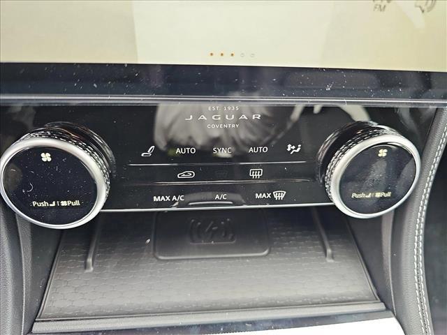 Photo of 2026 Fuji White Jaguar F-PACE