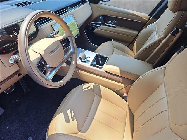 Photo of 2025 Varesine Blue Metallic Land Rover Range Rover