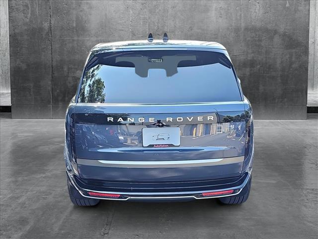 Photo of 2025 Varesine Blue Metallic Land Rover Range Rover