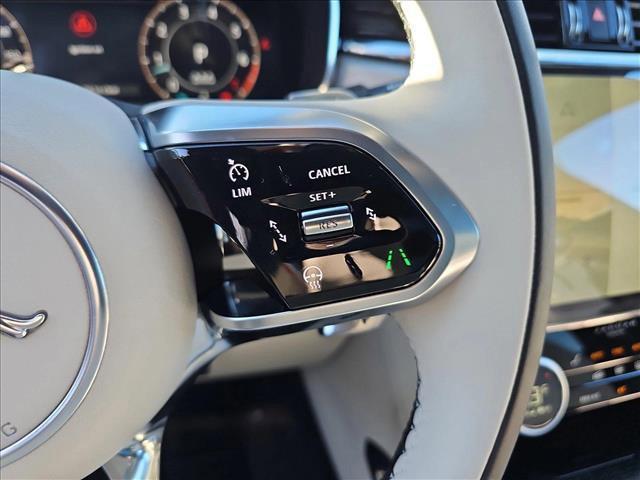 Photo of 2025 Ostuni Pearl White Metallic Jaguar F-PACE