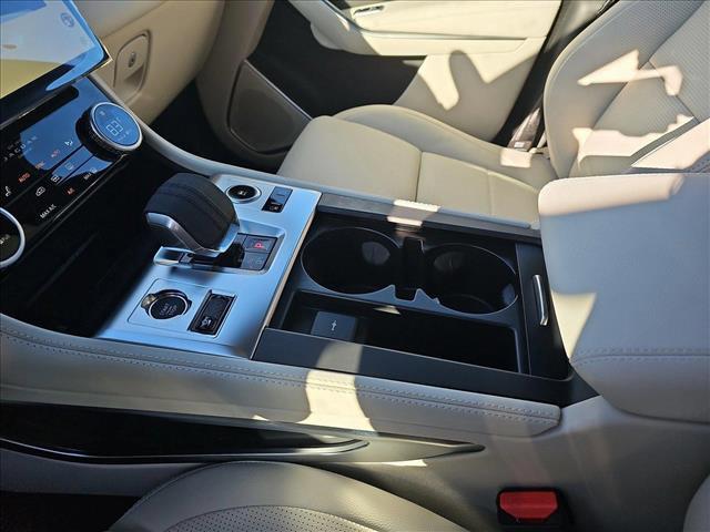 Photo of 2025 Ostuni Pearl White Metallic Jaguar F-PACE