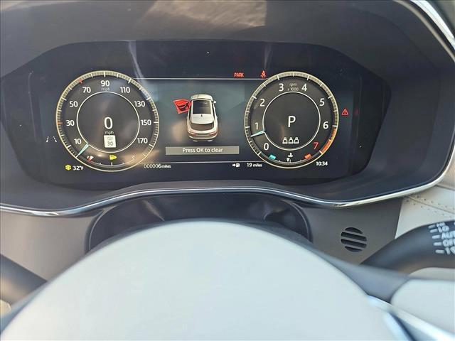 Photo of 2025 Ostuni Pearl White Metallic Jaguar F-PACE