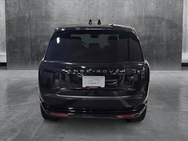 Photo of 2025 Santorini Black Metallic Land Rover Range Rover