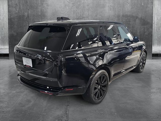 Photo of 2025 Santorini Black Metallic Land Rover Range Rover