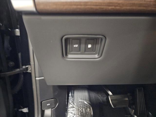 Photo of 2025 Santorini Black Metallic Land Rover Range Rover
