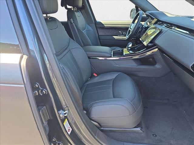 Photo of 2025 Carpathian Grey Premium Metallic Land Rover Range Rover Sport