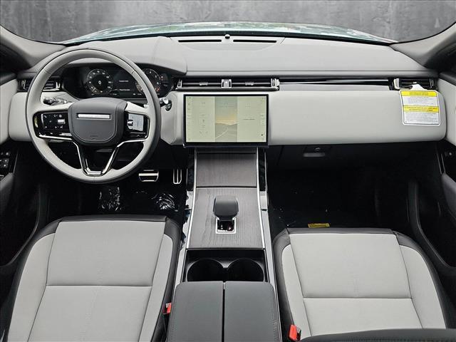 Photo of 2026 Giola Green Metallic Land Rover Range Rover Velar