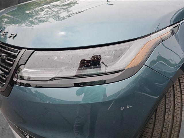 Photo of 2026 Giola Green Metallic Land Rover Range Rover Velar