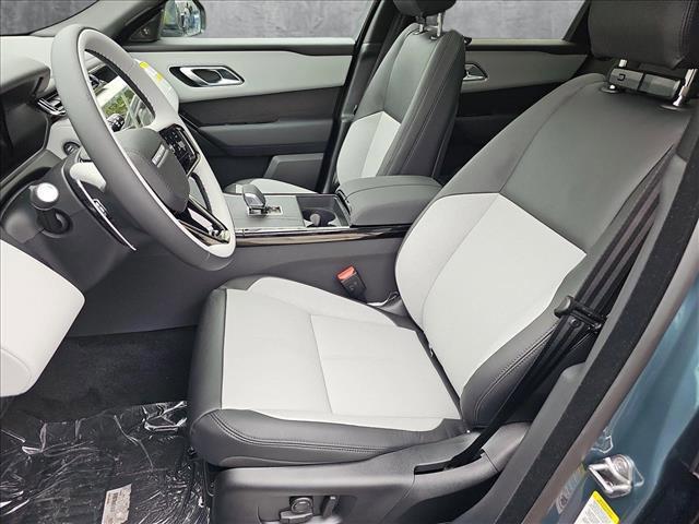 Photo of 2026 Giola Green Metallic Land Rover Range Rover Velar