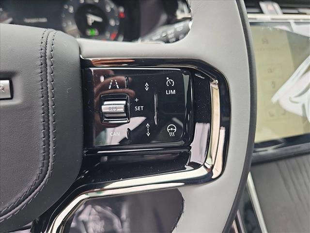 Photo of 2026 Giola Green Metallic Land Rover Range Rover Velar