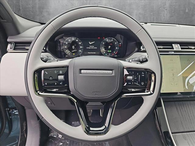 Photo of 2026 Giola Green Metallic Land Rover Range Rover Velar