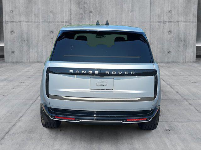 Photo of 2025 Hakuba Silver Metallic Land Rover Range Rover