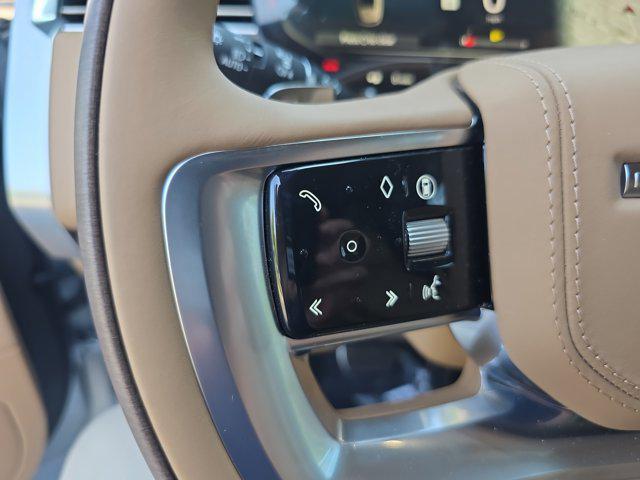 Photo of 2025 Hakuba Silver Metallic Land Rover Range Rover