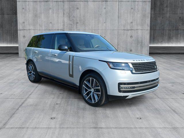 Photo of 2025 Hakuba Silver Metallic Land Rover Range Rover