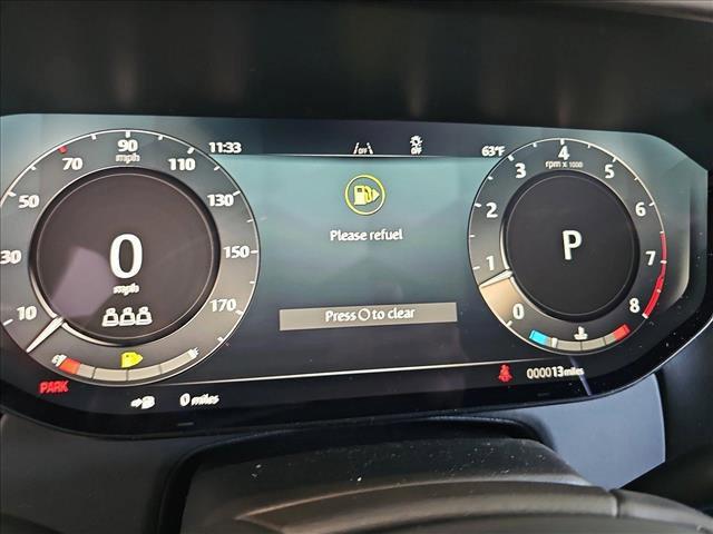 Photo of 2025 Ostuni Pearl White Premium Metallic Land Rover Range Rover