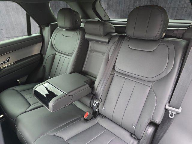Photo of 2025 Charente Land Rover Range Rover Sport