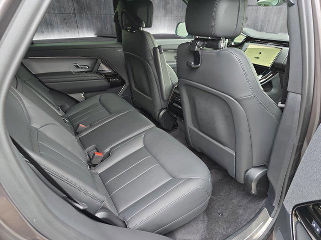 Photo of 2025 Charente Land Rover Range Rover Sport