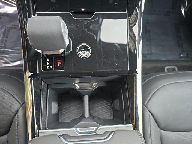 Photo of 2025 Charente Land Rover Range Rover Sport