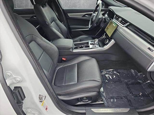 Photo of 2024 Fuji White Jaguar XF